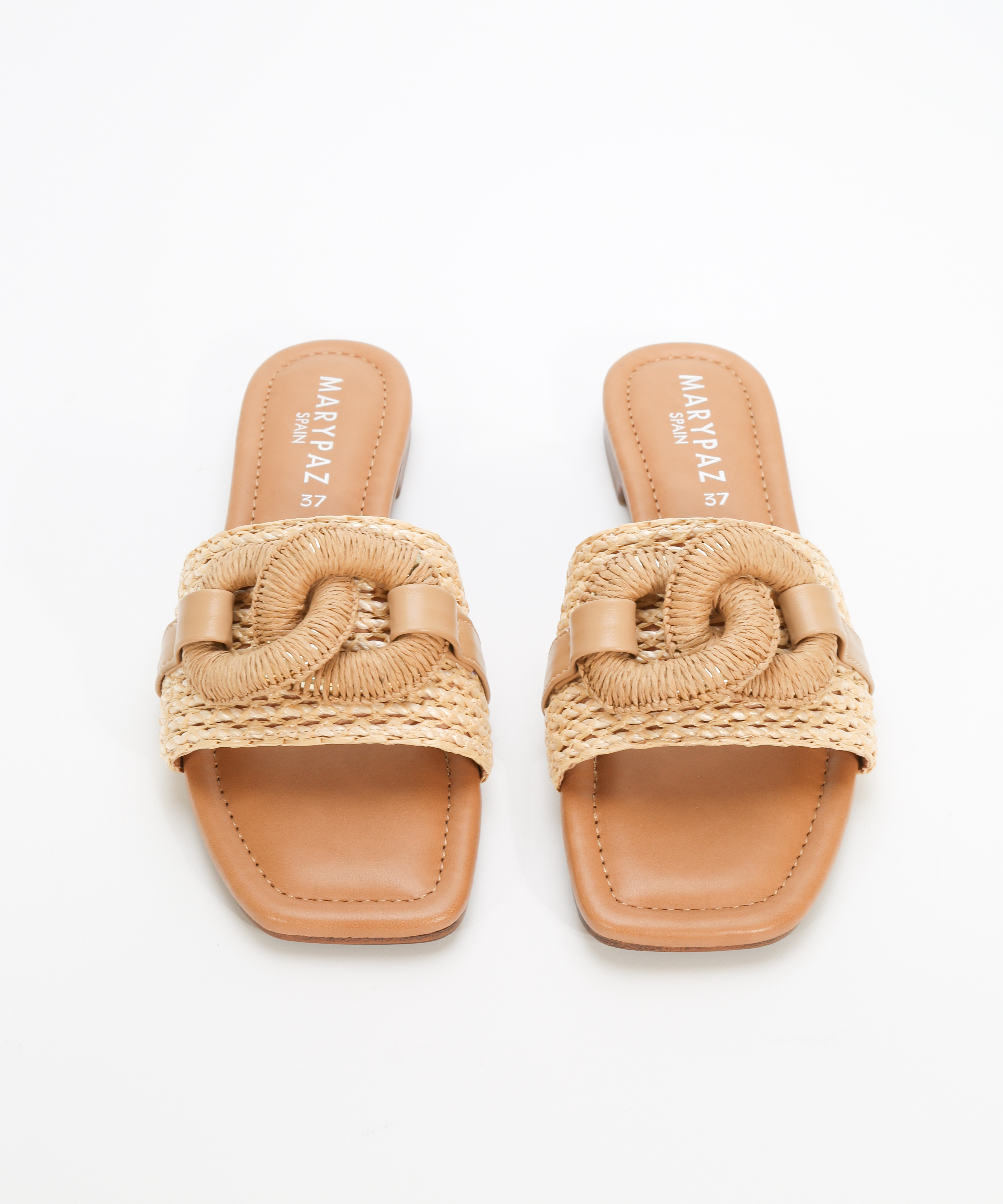 Sandalia plana adorno image number null